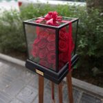 باکس گل رز قرمز در شیشه