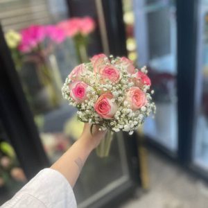 دسته گل رز لب صورتی عشانه